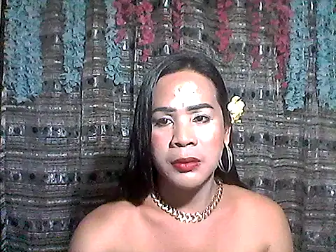 Snapshot of Vhanalicious21 chatting on April 2026 03:46:01 PM Vhanalicious21 online show from April 2026 03:46:01 PM