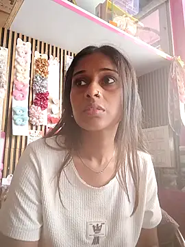 hotshreya69 online show from September 2025 07:32:02 AM