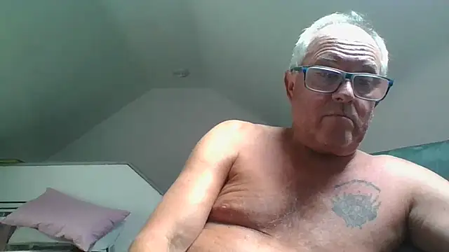 Snapshot of naughtygrandad1 chatting on July 2026 06:11:02 PM naughtygrandad1 online show from July 2026 06:11:02 PM