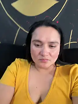 Snapshot of Rouse69_ chatting on February 2026 01:43:01 PM Rouse69 online show from February 2026 01:43:01 PM