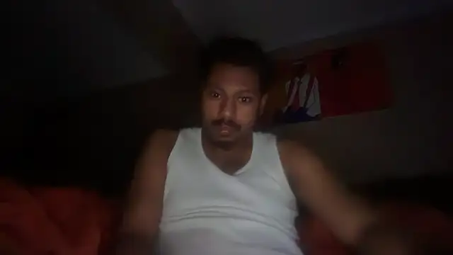 Snapshot of Yungandhungd chatting on April 2026 05:27:02 AM Yungandhungd online show from April 2026 05:27:02 AM