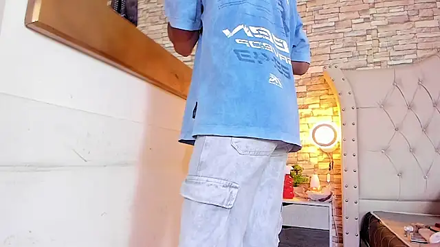 Snapshot of Lucia-Horny24 chatting on October 2025 07:25:02 PM Lucia-Horny24 online show from October 2025 07:25:02 PM