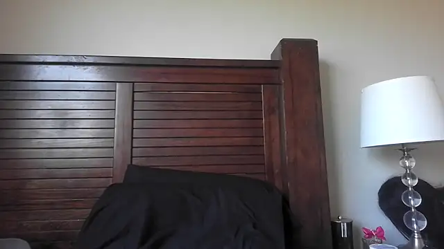 Snapshot of Marlowlovee chatting on September 2025 04:51:02 PM Marlowlovee online show from September 2025 04:51:02 PM