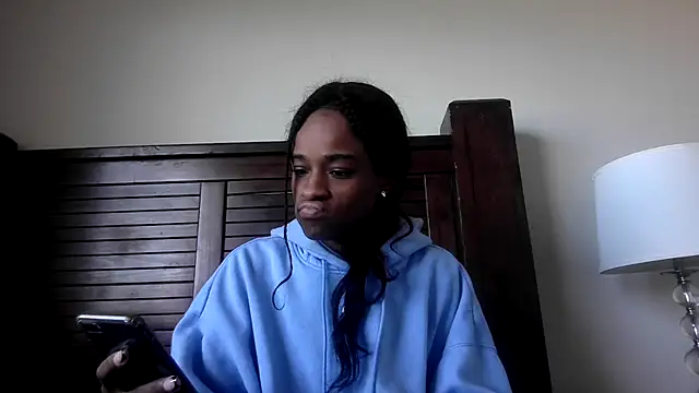 Snapshot of Marlowlovee chatting on September 2025 05:14:01 PM Marlowlovee online show from September 2025 05:14:01 PM