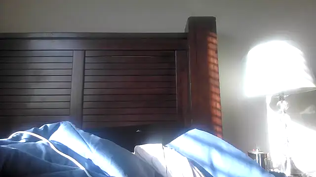 Snapshot of Marlowlovee chatting on October 2025 11:15:01 PM Marlowlovee online show from October 2025 11:15:01 PM