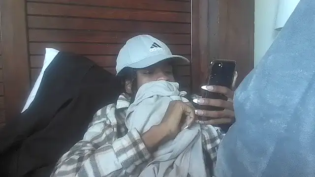 Snapshot of Marlowlovee chatting on January 2026 07:17:01 PM Marlowlovee online show from January 2026 07:17:01 PM