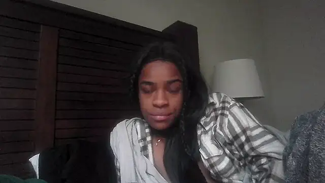 Snapshot of Marlowlovee chatting on January 2026 04:21:02 PM Marlowlovee online show from January 2026 04:21:02 PM