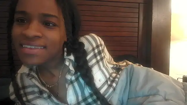 Snapshot of Marlowlovee chatting on January 2026 01:30:01 AM Marlowlovee online show from January 2026 01:30:01 AM