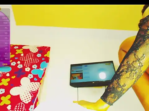 Snapshot of Sara_hot12112 chatting on September 2025 11:54:02 AM Sara hot12112 online show from September 2025 11:54:02 AM