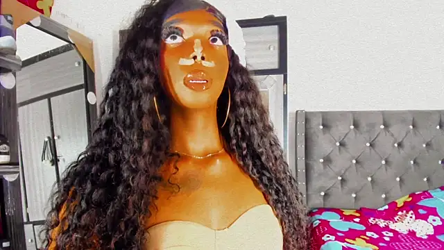 Snapshot of Sara_hot12112 chatting on October 2025 11:23:01 PM Sara hot12112 online show from October 2025 11:23:01 PM