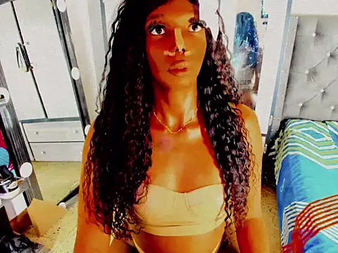 Snapshot of Sara_hot12112 chatting on October 2025 10:18:01 PM Sara hot12112 online show from October 2025 10:18:01 PM