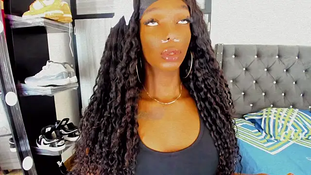 Snapshot of Sara_hot12112 chatting on November 2025 07:50:01 AM Sara hot12112 online show from November 2025 07:50:01 AM