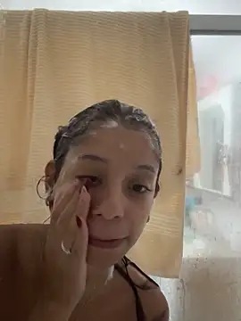 FadaPerigosa online show from February 2026 01:43:02 AM