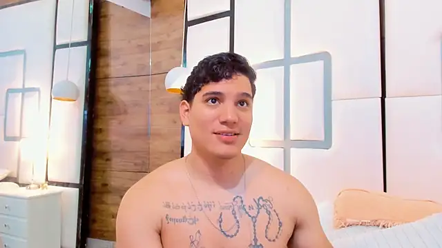 RaymondMorris online show from October 2025 08:09:01 PM