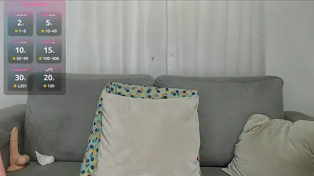 carolinefantasy  online show from October 2025 06:19:02 PM