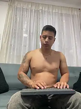 miaftmax online show from September 2025 08:13:01 PM