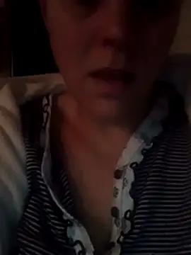 Cassandrina1 online show from November 2025 04:45:02 AM