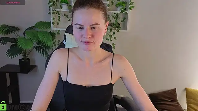 Wanda Gomez online show from December 2025 03:08:02 PM