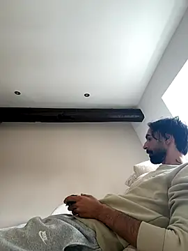 SergioGarcia93 online show from September 2025 12:27:01 PM