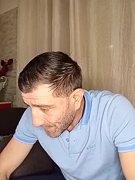 Alexdaniel89 online show from February 2026 06:01:02 PM