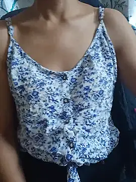 Aashiika1176 online show from September 2025 10:25:02 PM