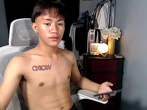 naughtyboyloy 0 online show from January 2026 04:20:02 PM