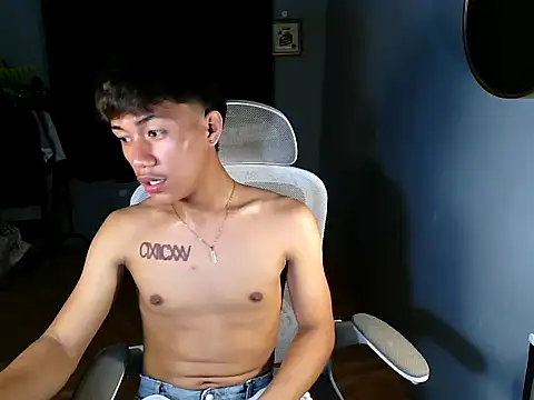 naughtyboyloy 0 online show from April 2026 02:21:01 PM