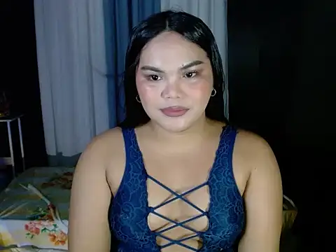 Snapshot of KylieSmith chatting on November 2025 03:22:01 PM KylieSmith online show from November 2025 03:22:01 PM