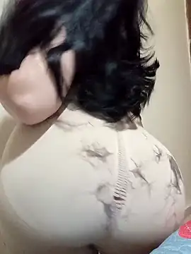 Snapshot of AsilAbid chatting on April 2026 10:13:01 AM AsilAbid online show from April 2026 10:13:01 AM