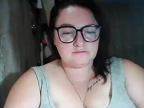 AngelQSky online show from October 2025 07:48:02 PM