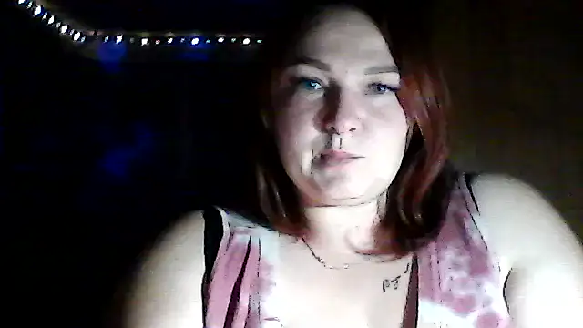 AngelQSky online show from November 2025 08:00:01 PM