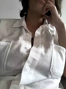 Crystal Star  online show from November 2025 06:43:02 PM