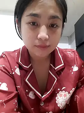 Snapshot of Minn-cute chatting on October 2025 02:20:01 AM Minn-cute online show from October 2025 02:20:01 AM