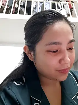 Snapshot of Minn-cute chatting on November 2025 03:30:02 AM Minn-cute online show from November 2025 03:30:02 AM