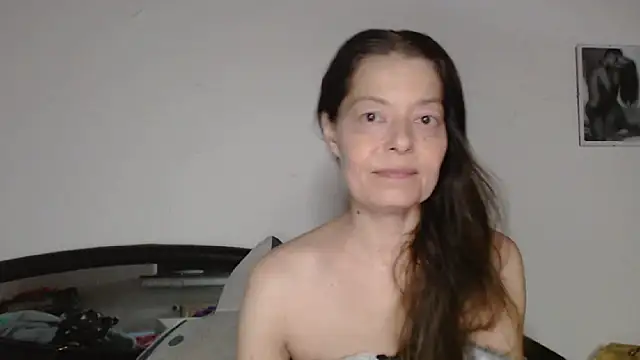 Snapshot of SexySarah177 chatting on February 2026 09:02:01 PM SexySarah177 online show from February 2026 09:02:01 PM