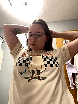 Mommasaurrex online show from September 2025 12:38:01 AM