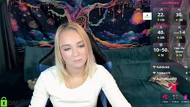 CrystalGirl99 online show from October 2025 08:51:02 AM