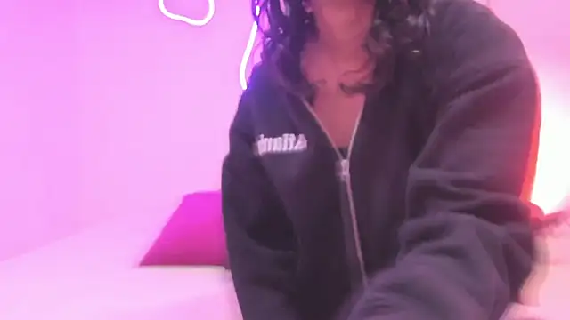 Cherrydollxx online show from November 2025 11:44:02 AM