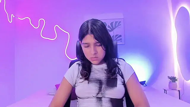 Cherrydollxx online show from November 2025 11:42:01 AM