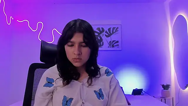 Cherrydollxx online show from November 2025 12:23:02 PM