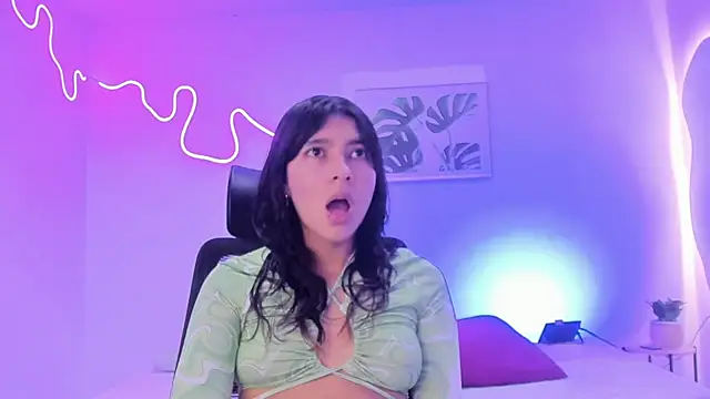 Cherrydollxx online show from November 2025 12:00:02 PM