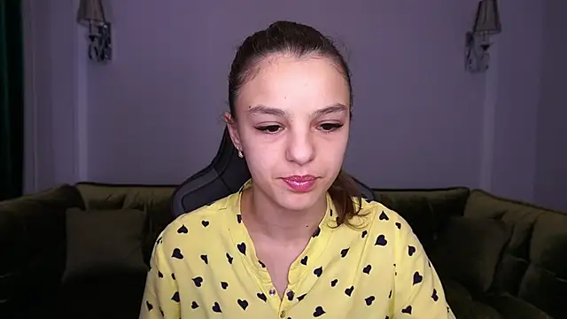 AnitaBambie online show from November 2025 01:47:02 PM