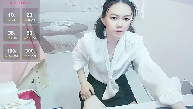 KateCondon online show from April 2026 11:54:02 AM