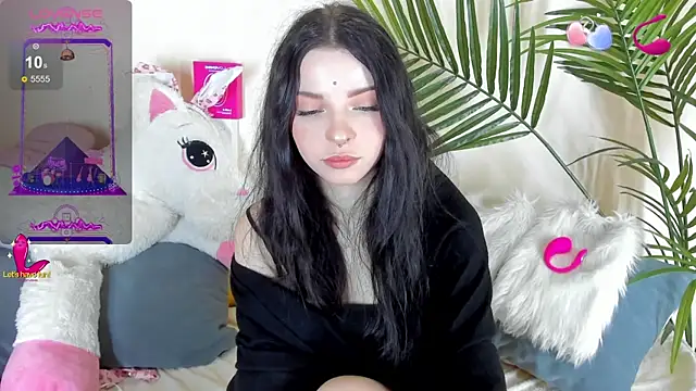 BlackyLii online show from November 2025 02:00:02 AM