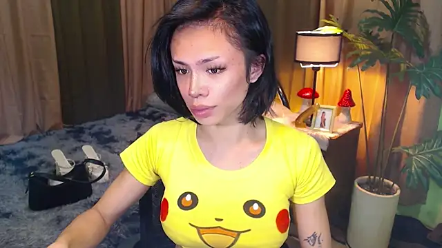 WILDROXIE online show from September 2025 10:45:01 PM