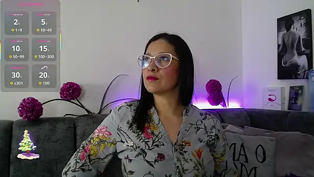 Snapshot of Alana_steel_1 chatting on February 2026 07:30:02 PM Alana steel 1 online show from February 2026 07:30:02 PM