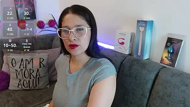 Alana steel 1 online show from April 2026 07:49:02 PM