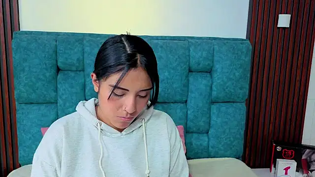 EmilyGala online show from September 2025 08:01:02 PM