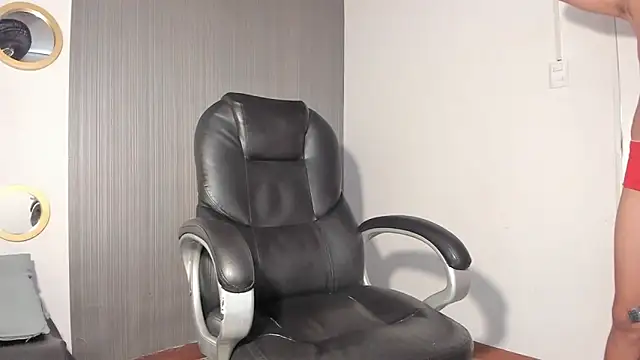 Daddy Darcks online show from September 2025 07:47:02 PM