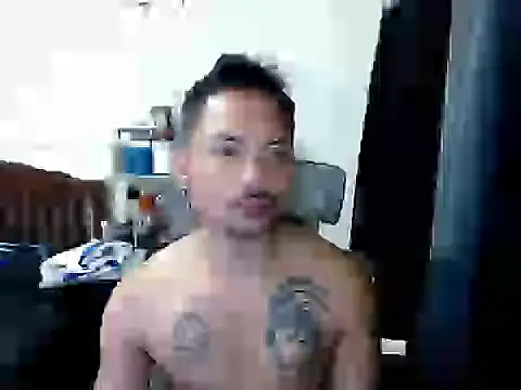 Snapshot of Thefriskyasian chatting on November 2025 04:15:01 AM Thefriskyasian online show from November 2025 04:15:01 AM